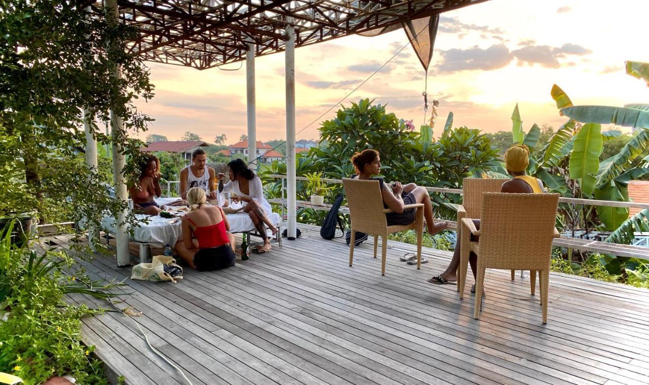 The Hide Hostel At Canggu (Adults Only) Экстерьер фото